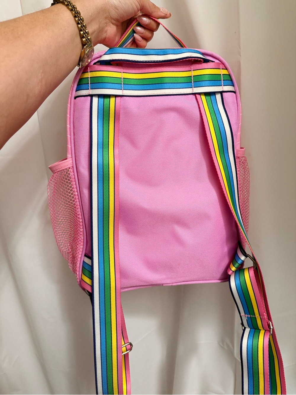 Hello Kitty x igloo Backpack - Picture 4 of 11